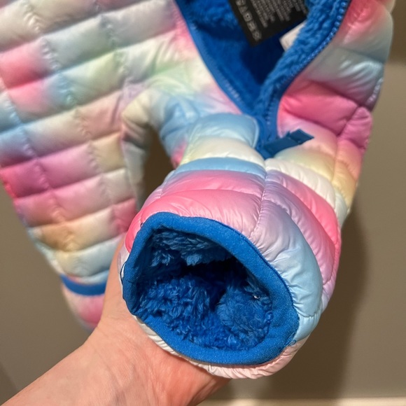 🤍🩵🩷Snozu snowsuit!!!🩷🩵🤍 - Picture 7 of 7